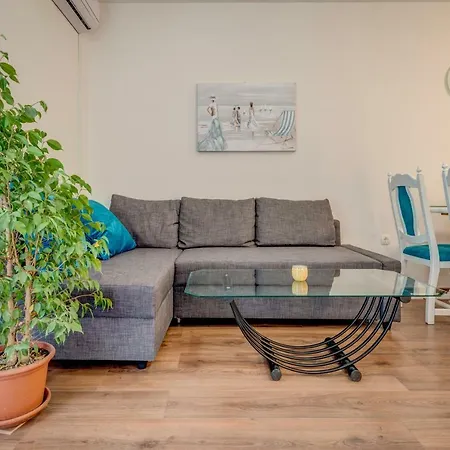 Zara Apartment *